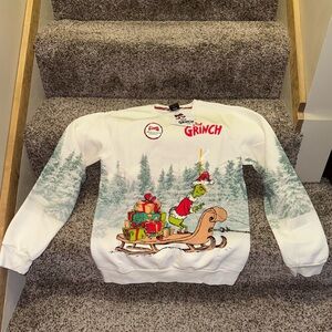 The Grinch Graphic Sweatshirt in Cream